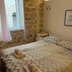 Appartamento Four Towers, Rab Town